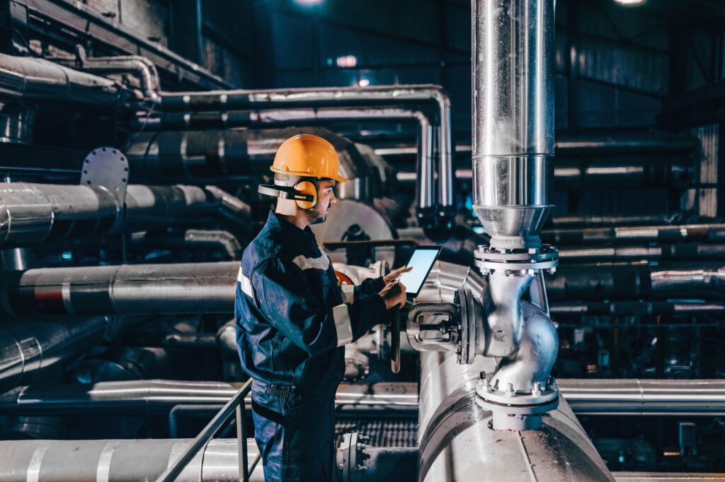 equipment manufacturer using a tablet in a plant